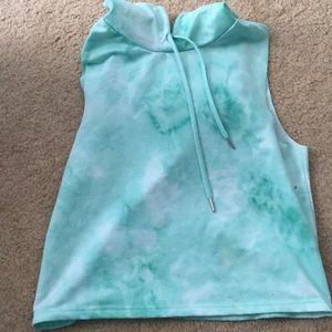 Hooded tank top